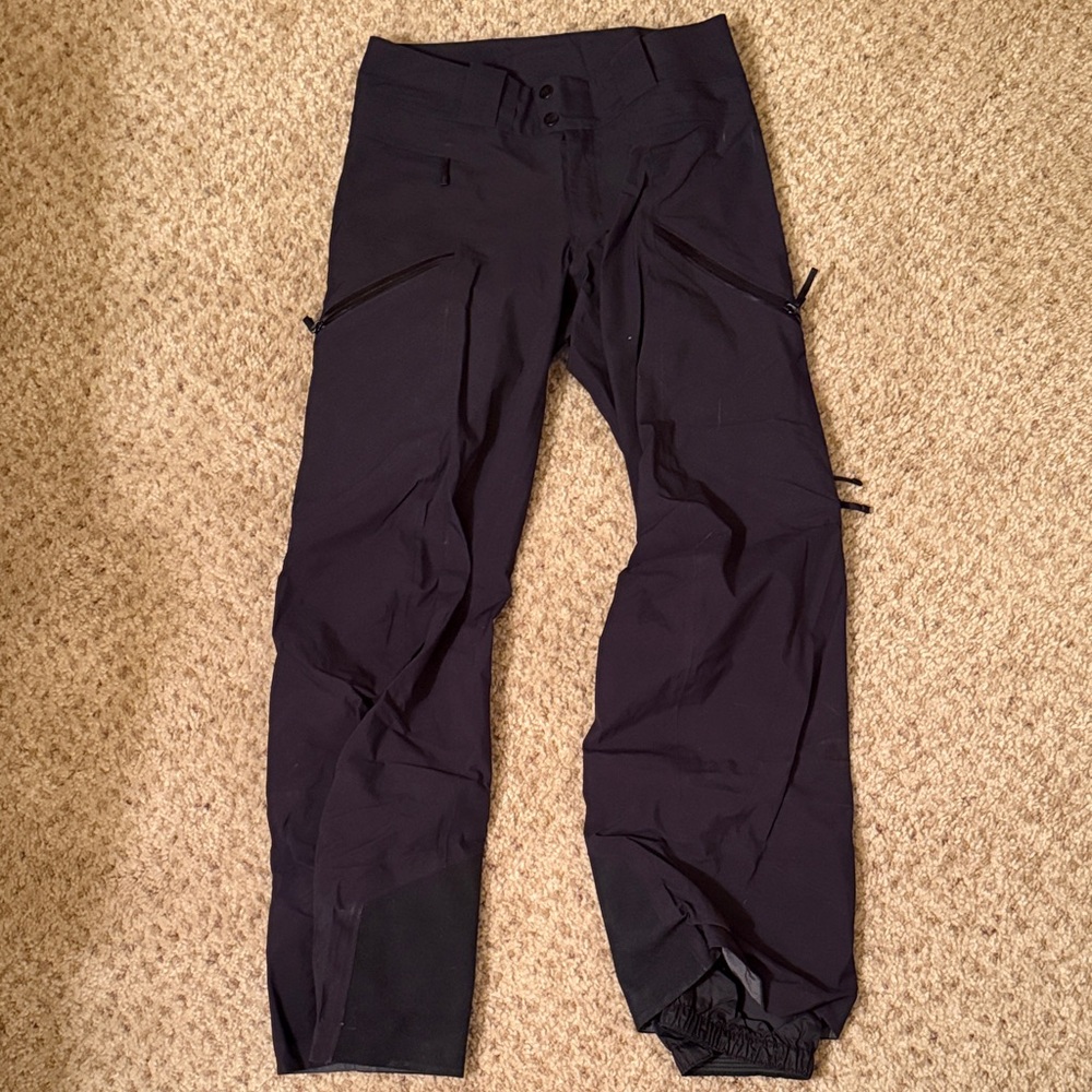 Women’s Black Arc’teryx Ski Snowboard Pants